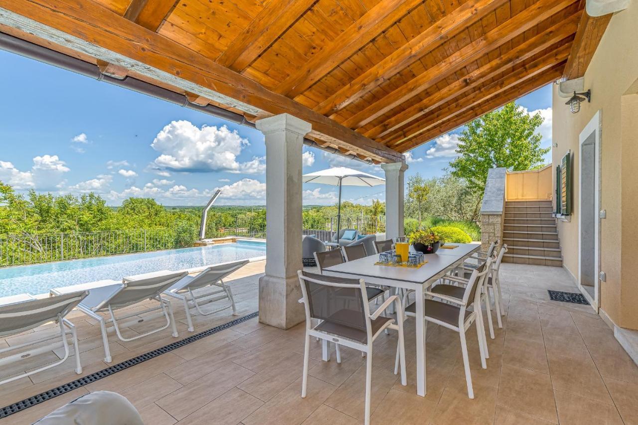 Villa Sana Selina Luaran gambar